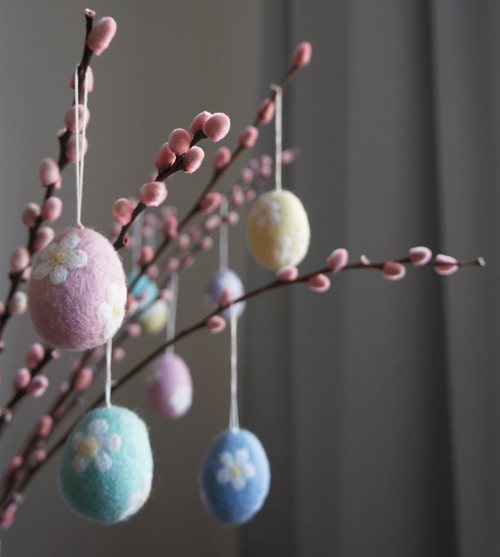 Ophæng, Æg, Blomster